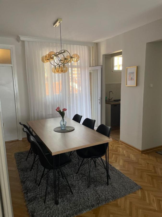 Apartman Filip Lux City Center ノヴィ・パザル エクステリア 写真
