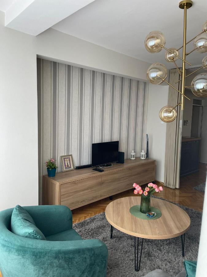 Apartman Filip Lux City Center ノヴィ・パザル エクステリア 写真