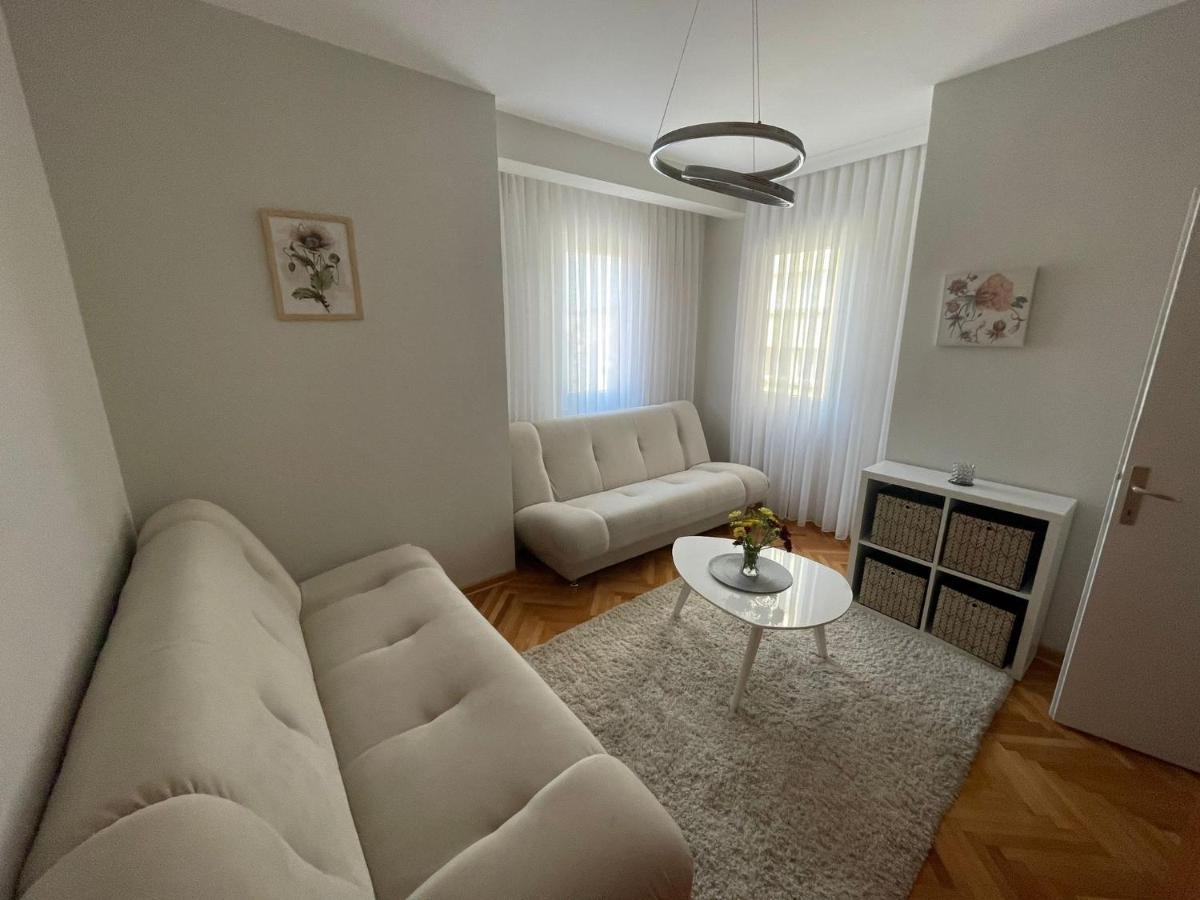 Apartman Filip Lux City Center ノヴィ・パザル エクステリア 写真